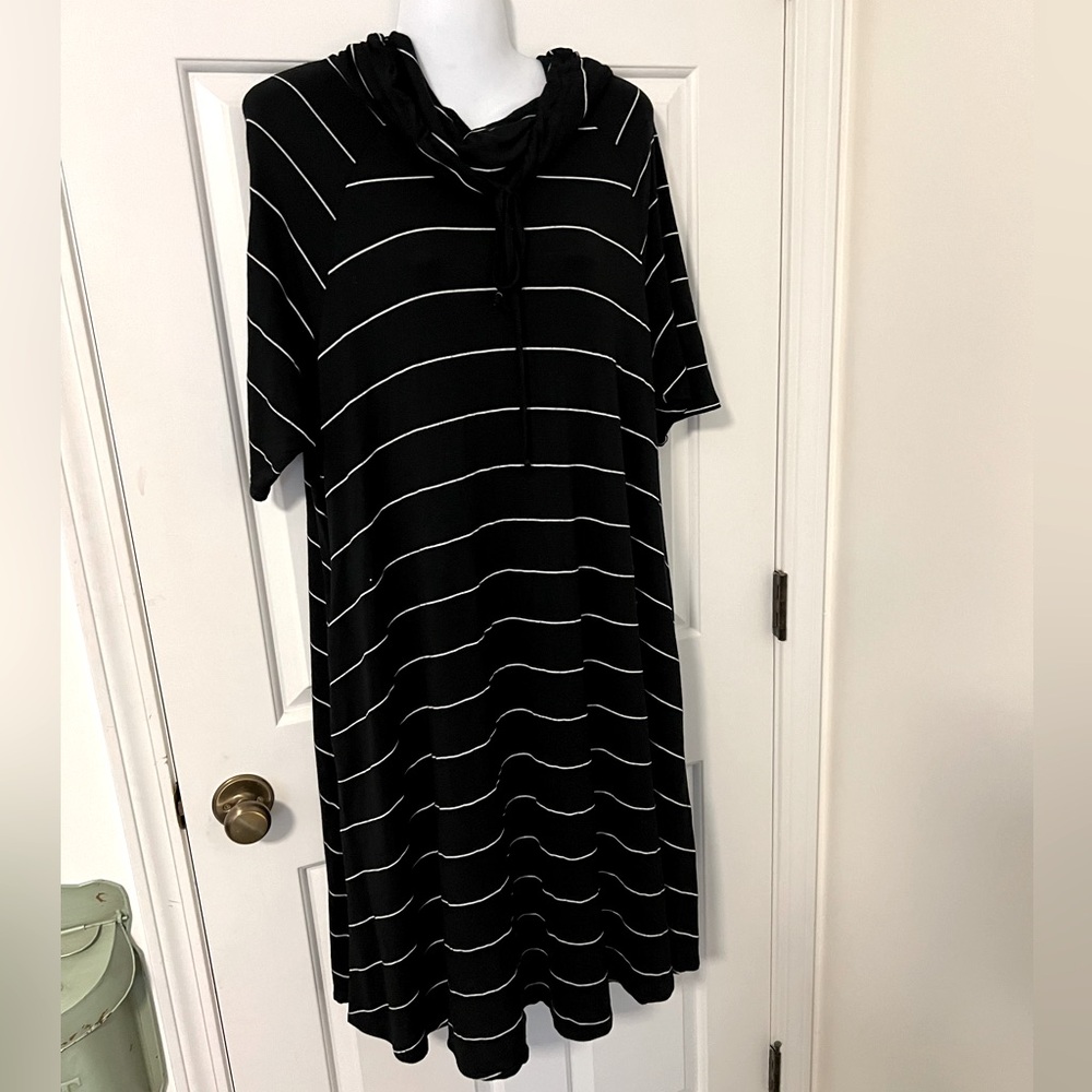 LIVI by Lane Bryant Active Casual Jersey Dress Size 18/20